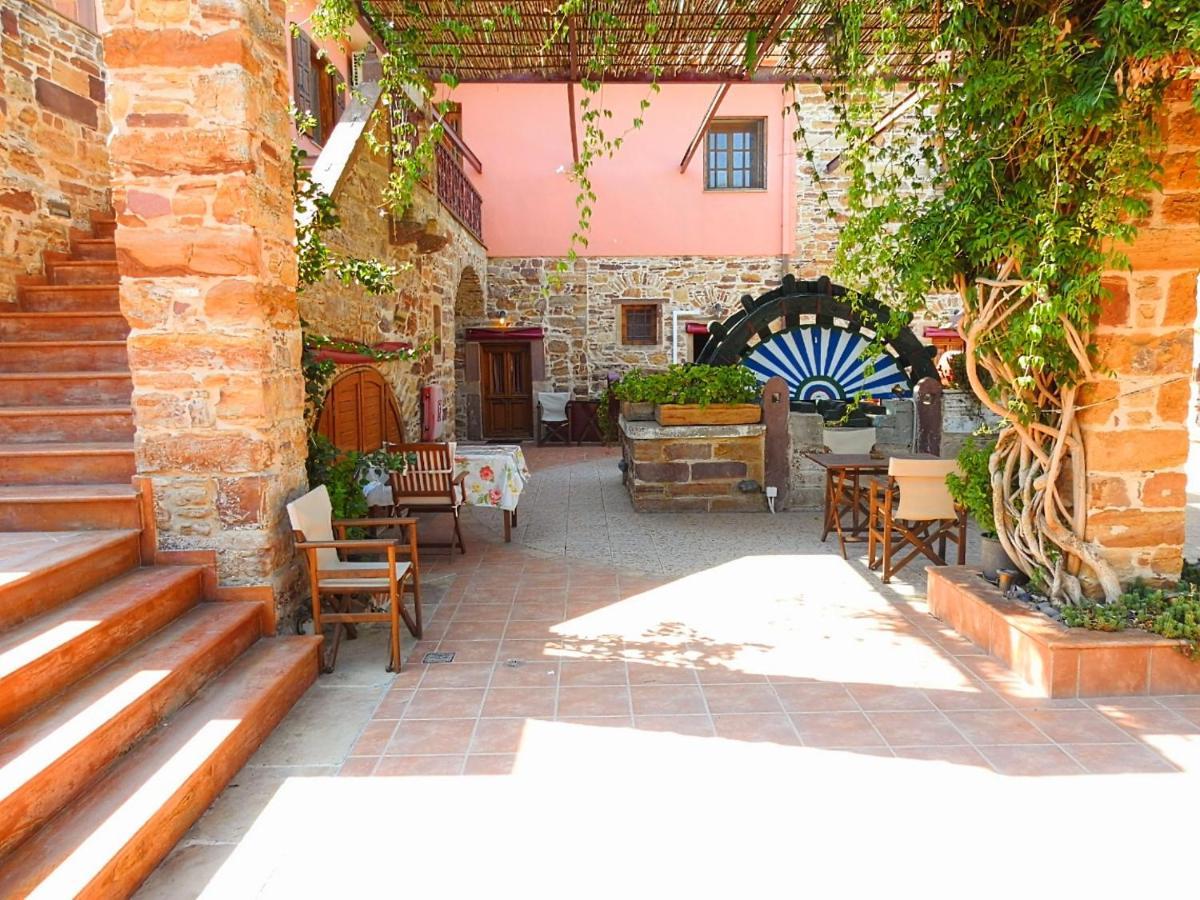 Mouzaliko Guesthouse Mansion Kampochora  Екстериор снимка